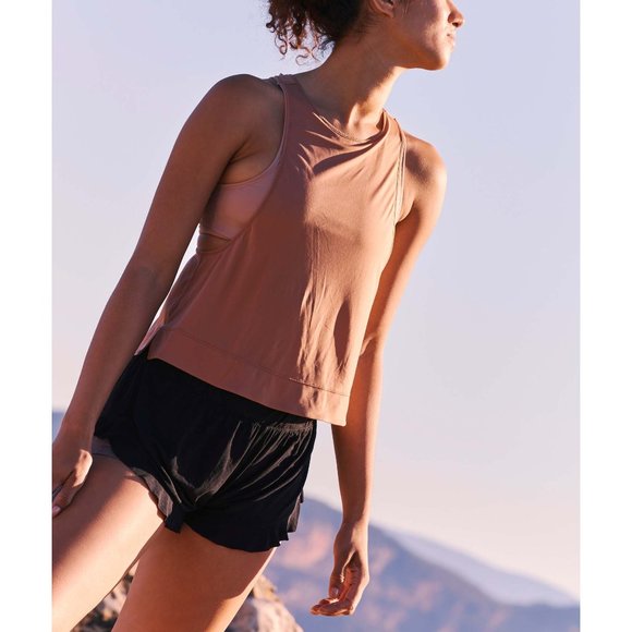 🎉LAST CHANCE🎉 NWT FP Movement Rise And Run Cami / Bronze - Picture 3 of 7